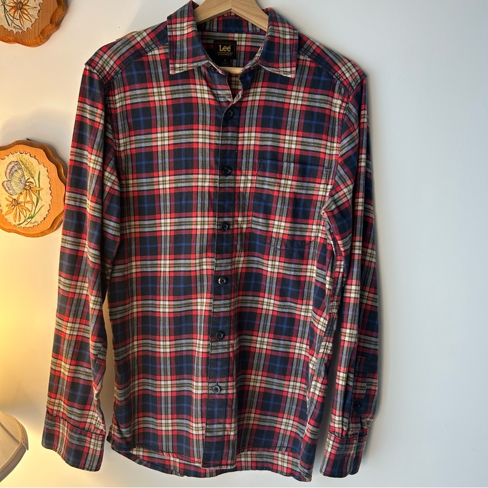 Lee Men's Casual Plaid Shirt - Red, Blue, and White